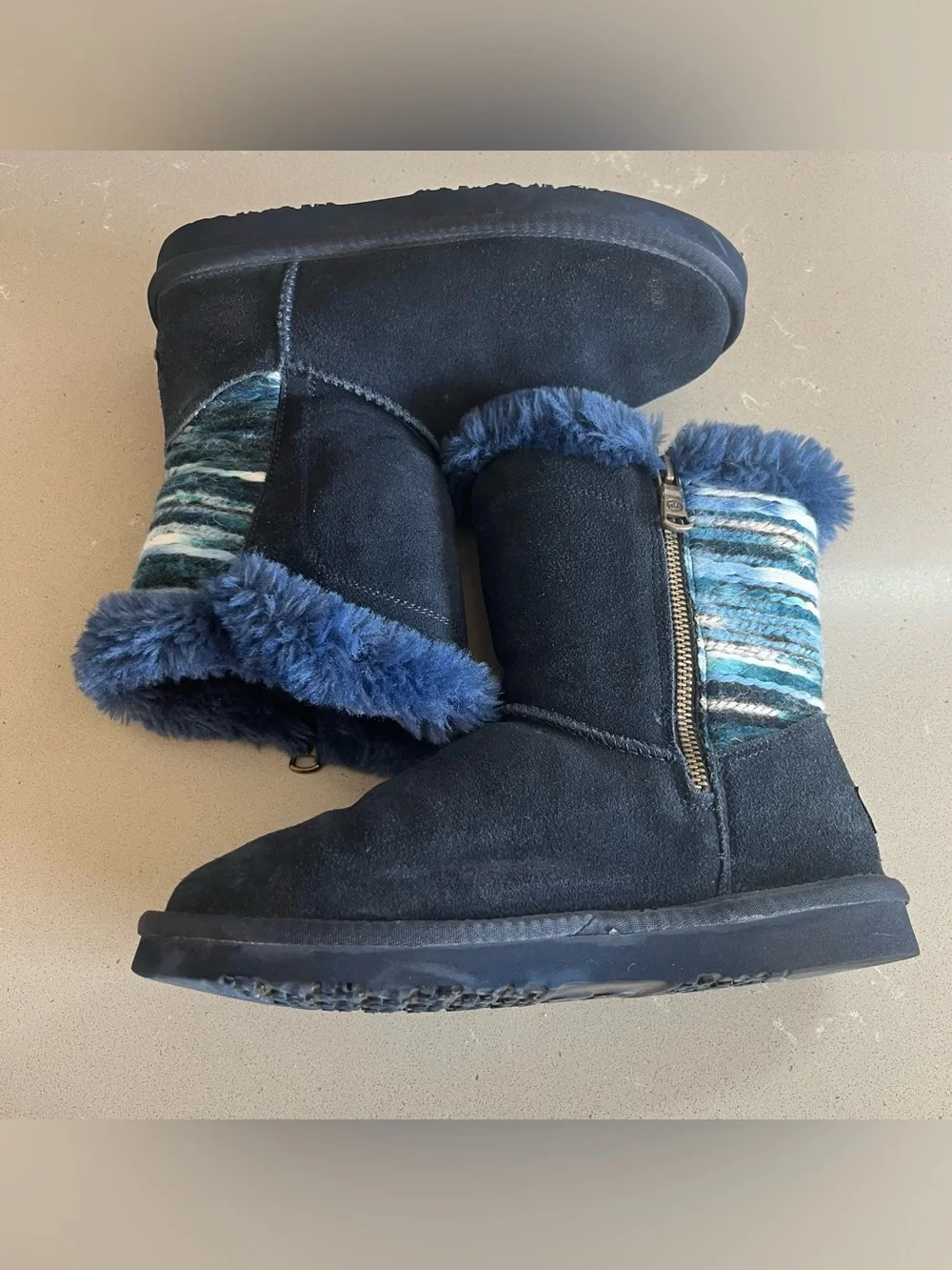 Lamo Suede Water Resistant Boots Willow Faux Fur Lining Blue Women’s 6